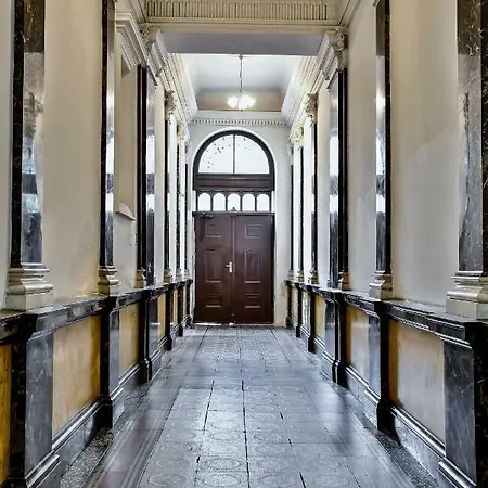 Open Gate