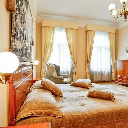 Open Gate Daire Prag